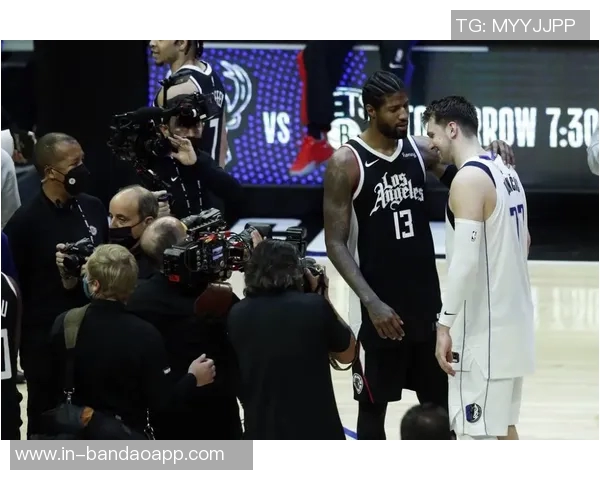 命运交错之夜东契奇与特雷杨的交易故事再度上演