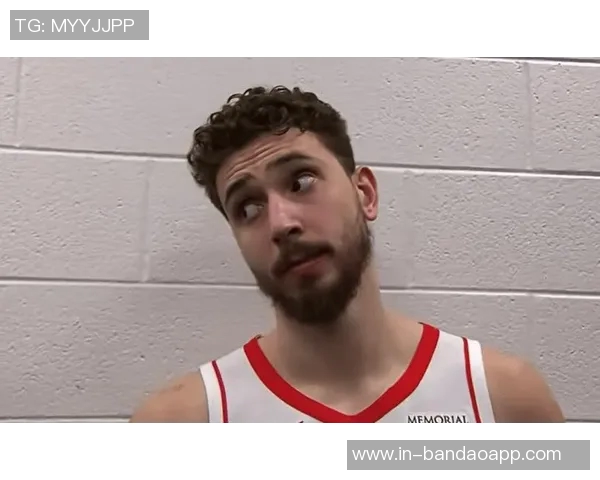 记者分析申京复出对球队影响KD状态低迷难以回暖底角抽烟成常态